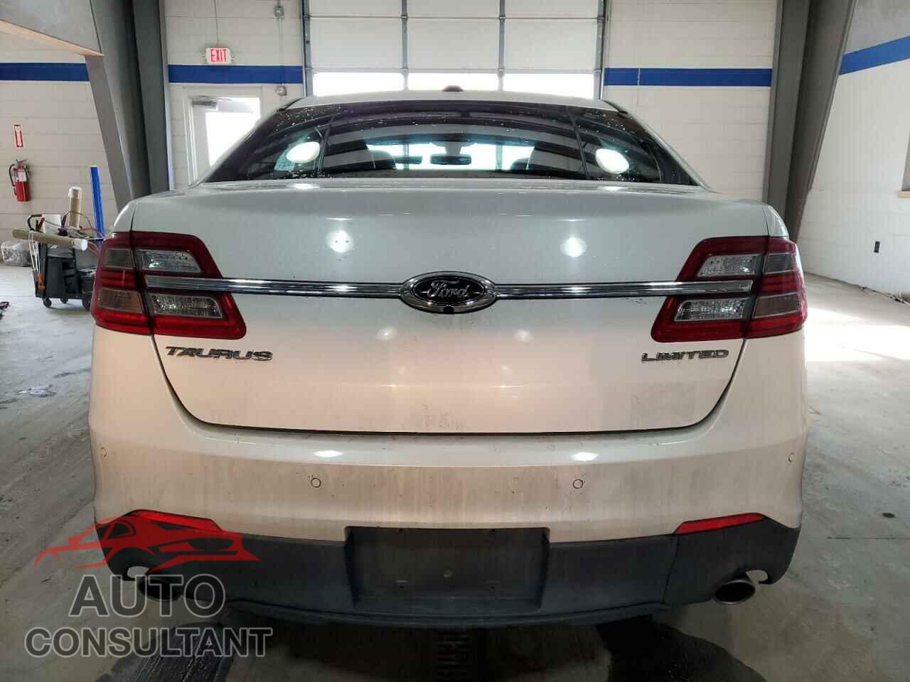 FORD TAURUS 2013 - 1FAHP2F85DG218302