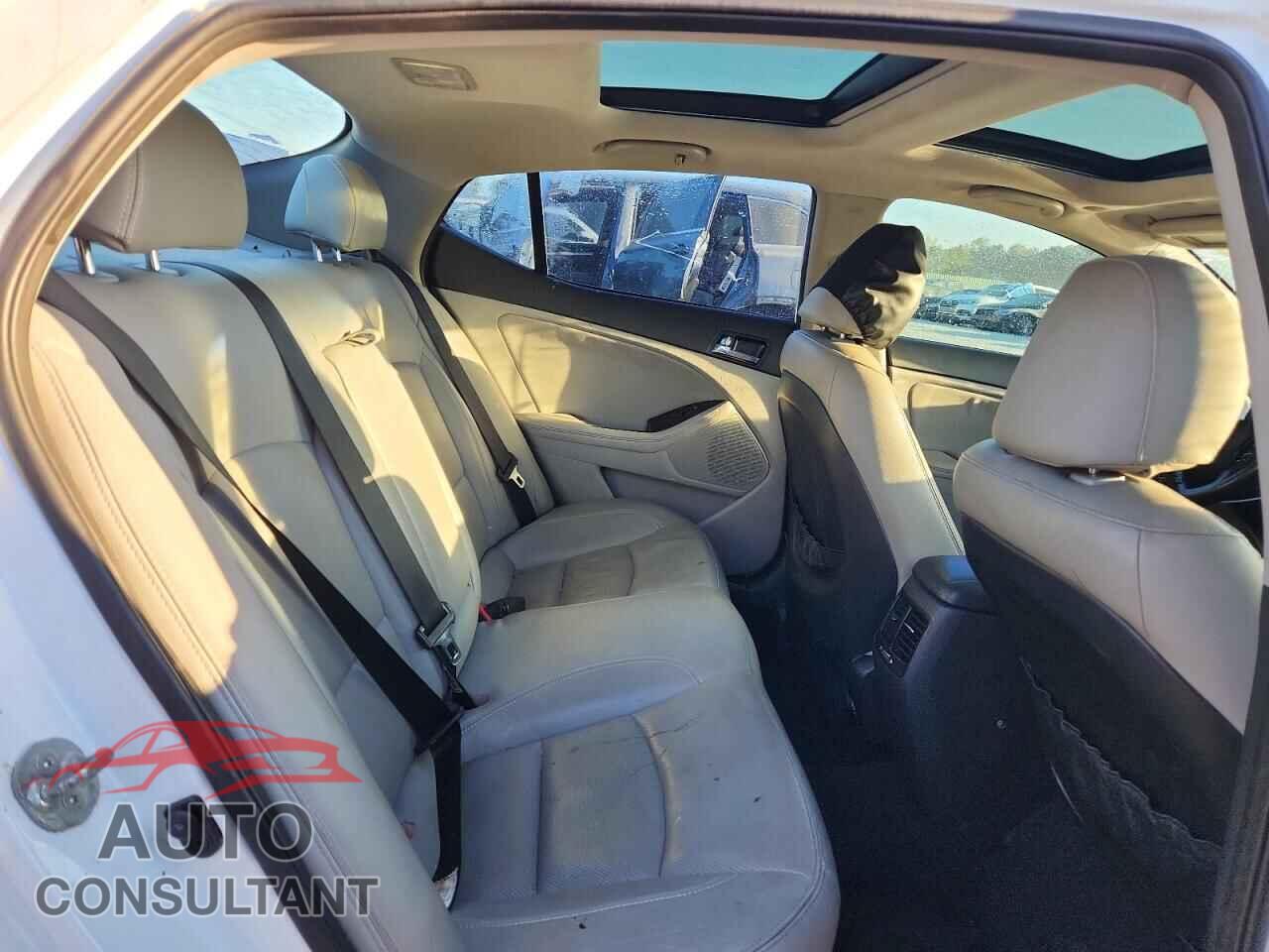 KIA OPTIMA 2013 - 5XXGN4A77DG128372