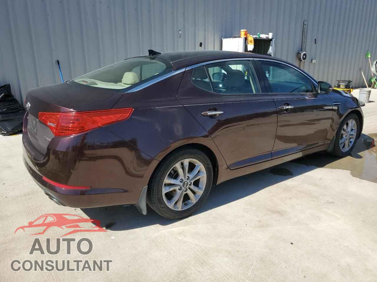 KIA OPTIMA 2011 - KNAGN4A77B5086509