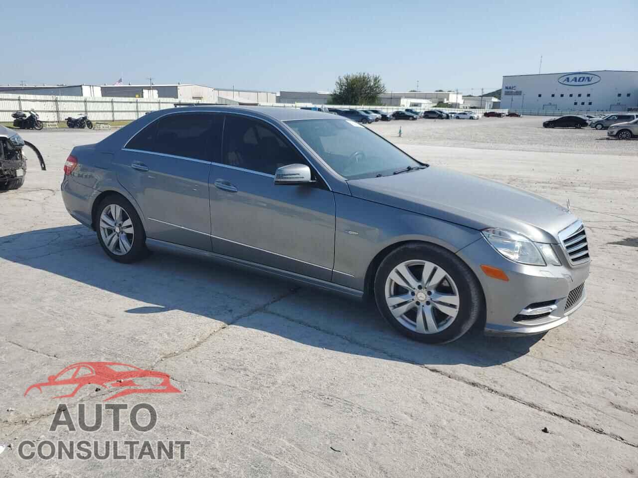 MERCEDES-BENZ E-CLASS 2012 - WDDHF2EB0CA526589