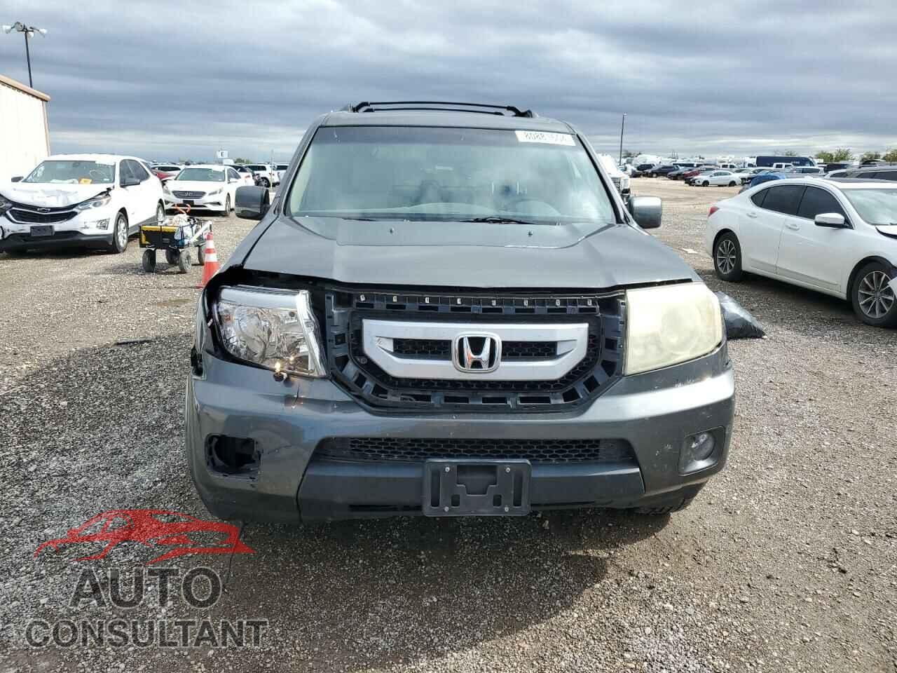 HONDA PILOT 2009 - 5FNYF485X9B008565