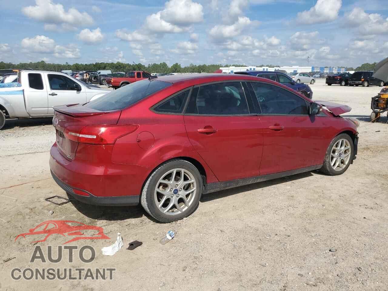 FORD FOCUS 2015 - 1FADP3F25FL289879