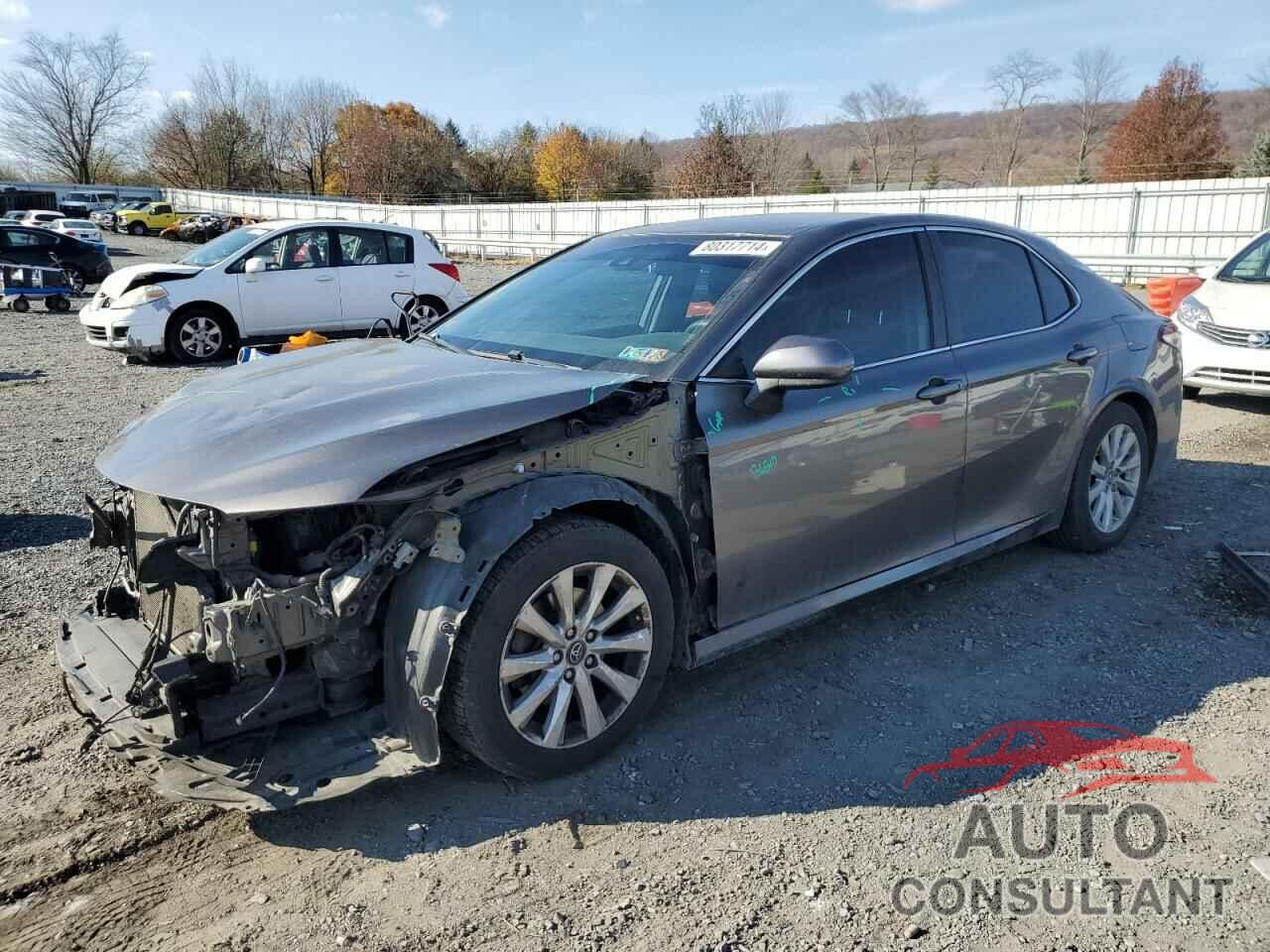 TOYOTA CAMRY 2018 - 4T1B11HK3JU525528