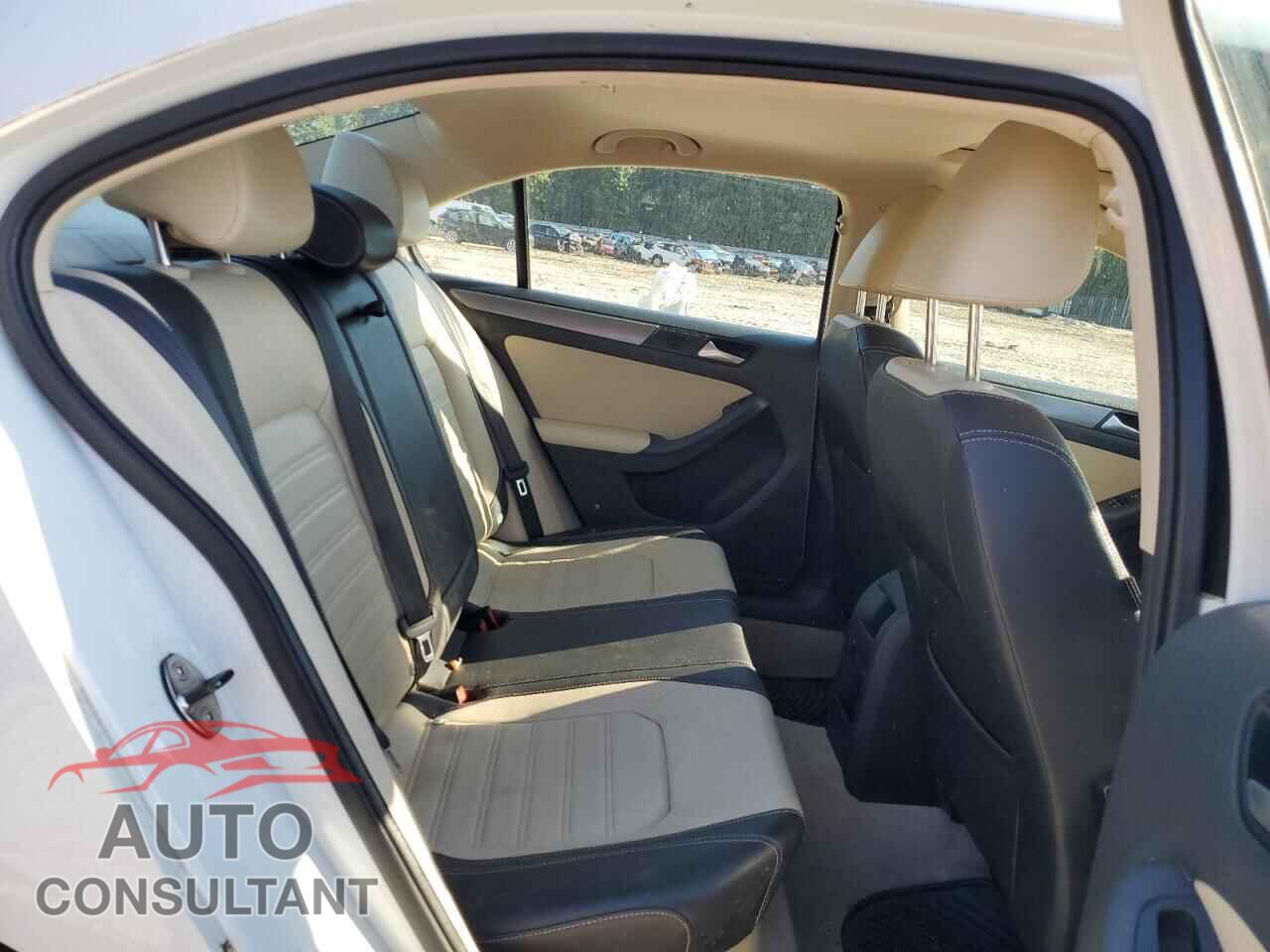 VOLKSWAGEN JETTA 2014 - 3VWL17AJ4EM403264