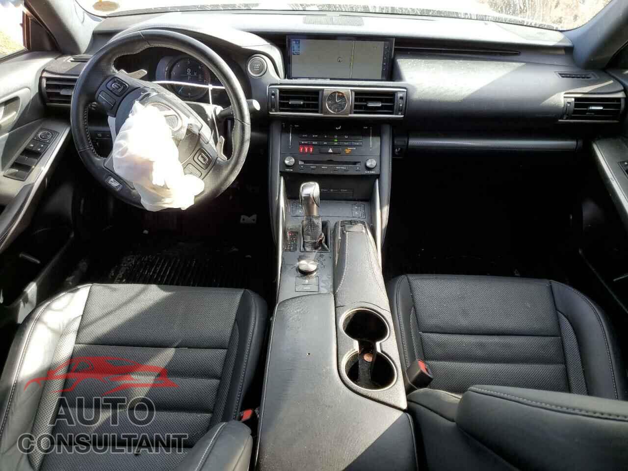 LEXUS IS 2017 - JTHBA1D27H5055372