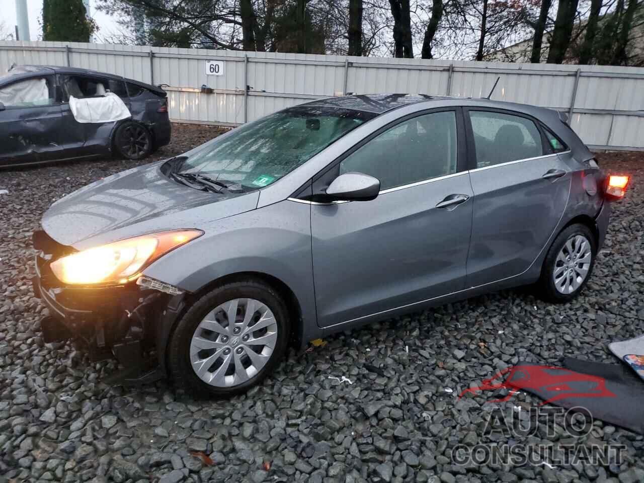 HYUNDAI ELANTRA 2016 - KMHD35LH3GU303506