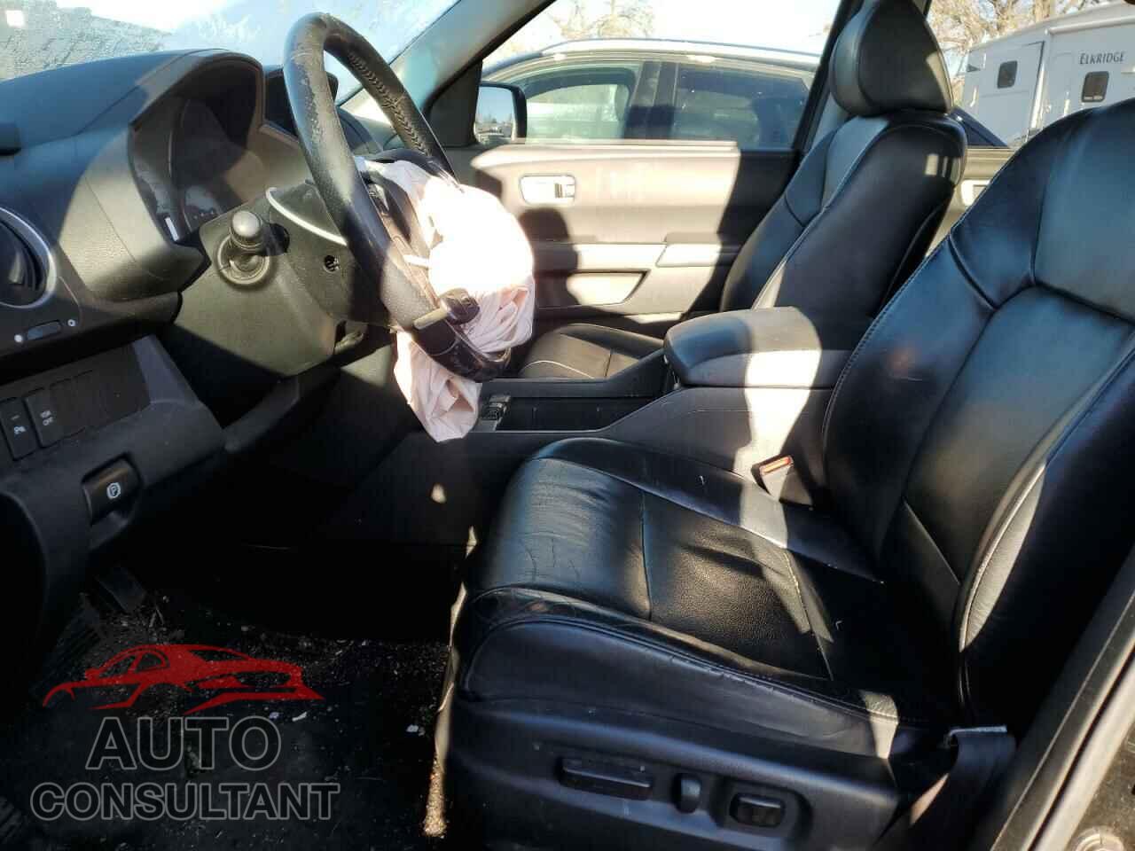 HONDA PILOT 2011 - 5FNYF4H98BB056977