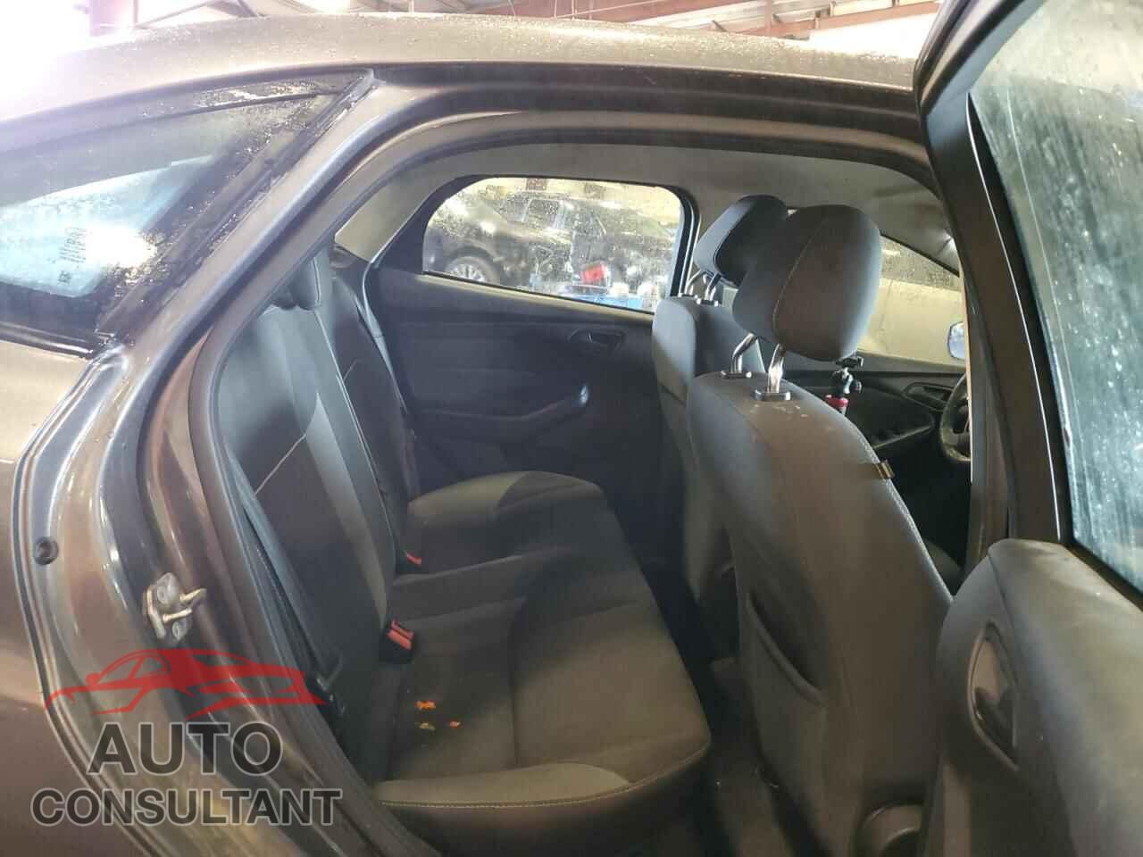 FORD FOCUS 2012 - 1FAHP3F29CL305675