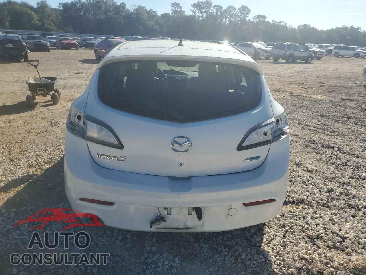 MAZDA 3 2013 - JM1BL1M70D1797198