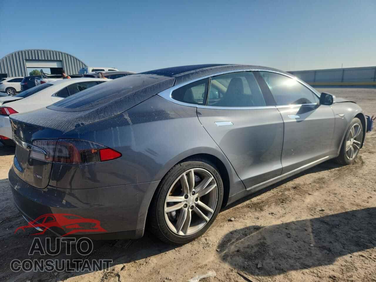 TESLA MODEL S 2013 - 5YJSA1CP8DFP08234