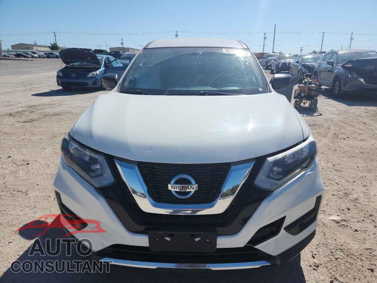 NISSAN ROGUE 2017 - KNMAT2MT0HP524442