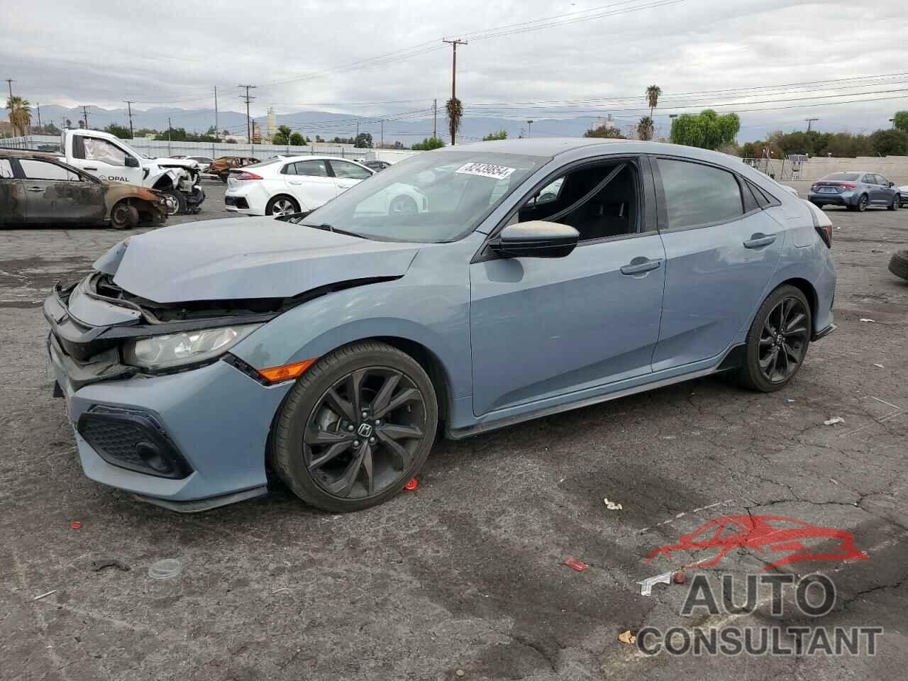 HONDA CIVIC 2018 - SHHFK7H45JU409472