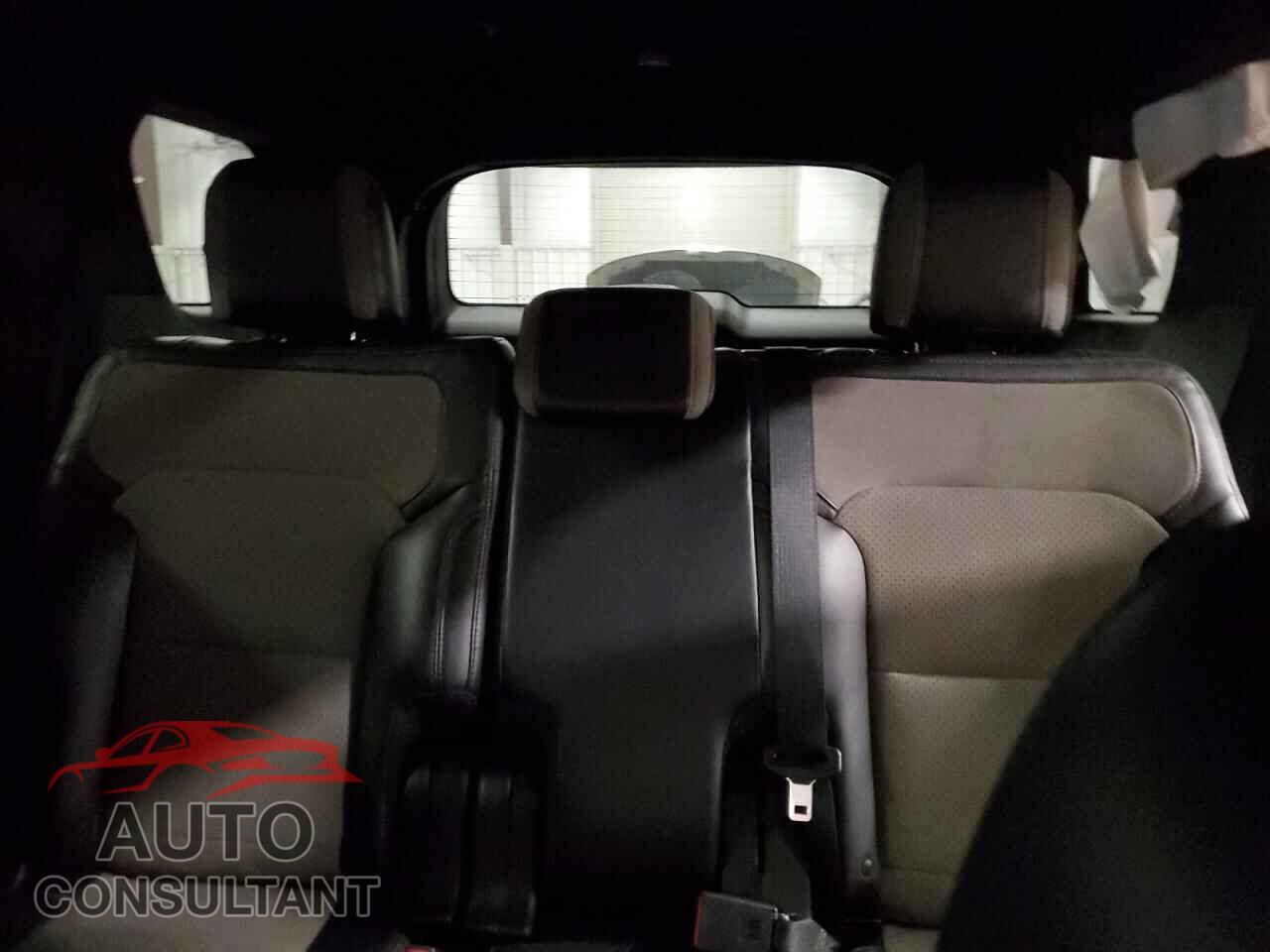 FORD EXPLORER 2017 - 1FM5K8D80HGD97898
