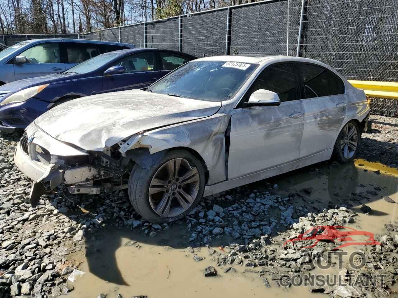 BMW 3 SERIES 2018 - WBA8B9C56JK886336