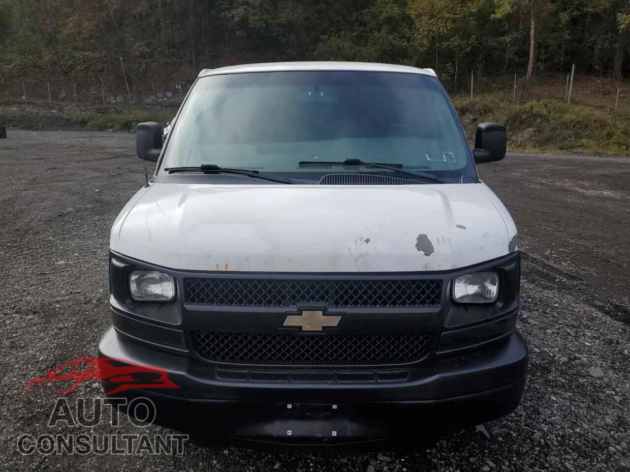 CHEVROLET EXPRESS 2011 - 1GCWGFFA2B1142629