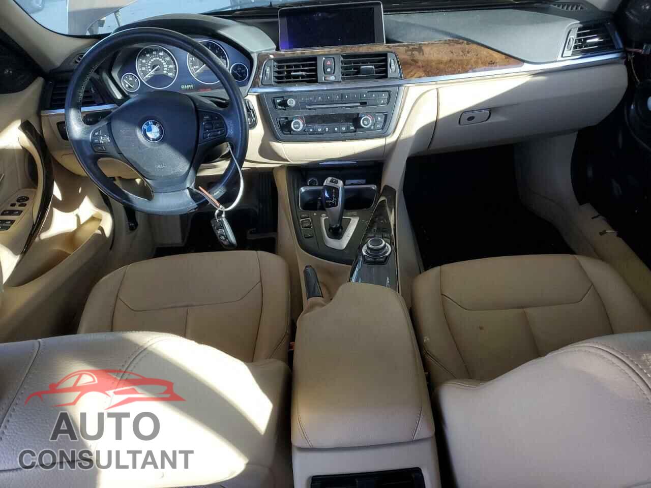 BMW 3 SERIES 2013 - WBA3A5C55DF604061