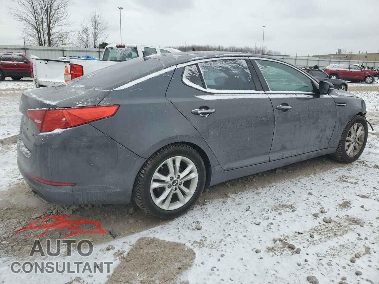 KIA OPTIMA 2011 - KNAGN4A79B5146841