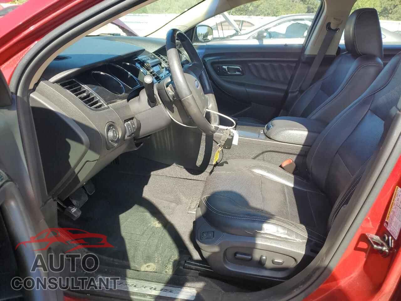 FORD TAURUS 2010 - 1FAHP2FW8AG158946