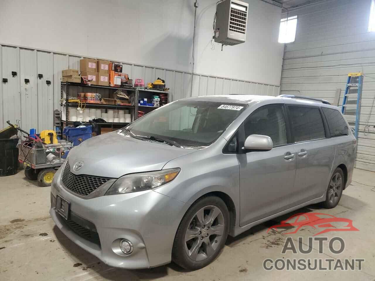 TOYOTA SIENNA 2011 - 5TDXK3DC5BS134906