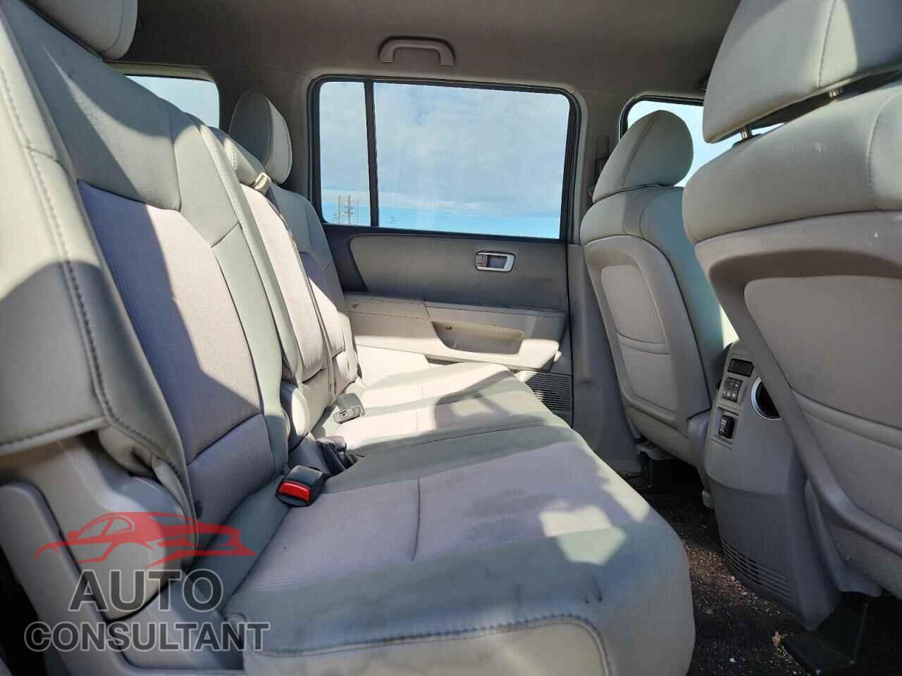 HONDA PILOT 2012 - 5FNYF4H48CB062090