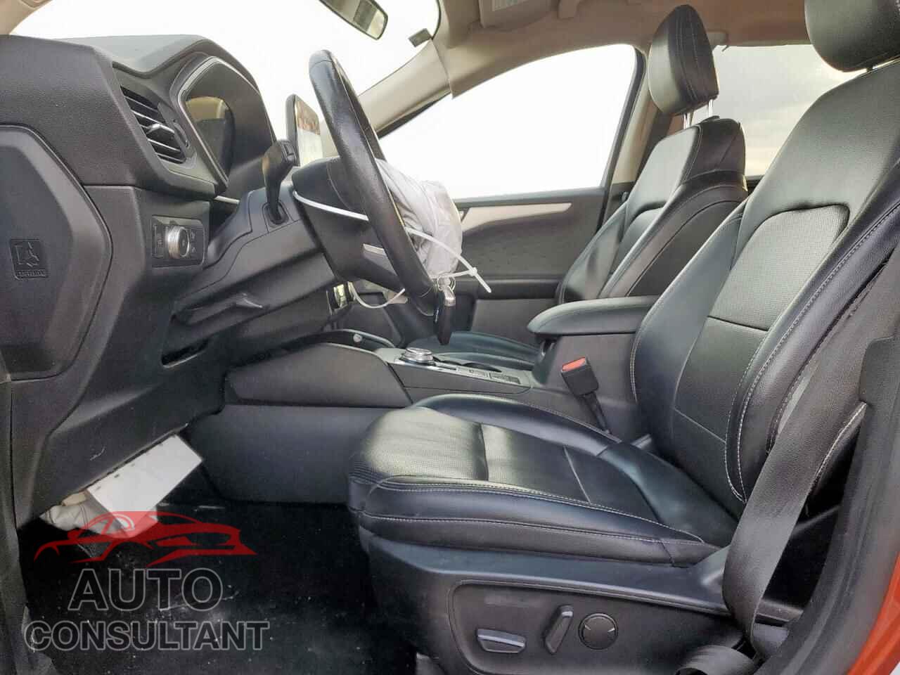FORD ESCAPE 2020 - 1FMCU0H60LUA81312