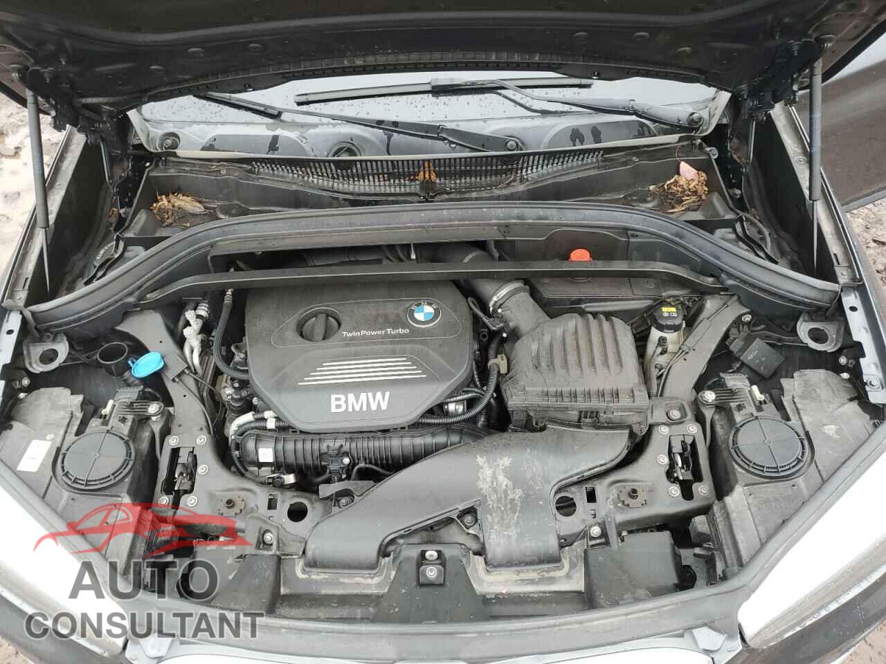 BMW X1 2017 - WBXHT3C32H5F77361