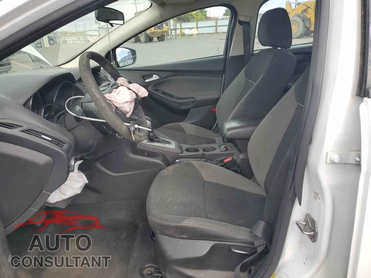 FORD FOCUS 2014 - 1FADP3F22EL312145