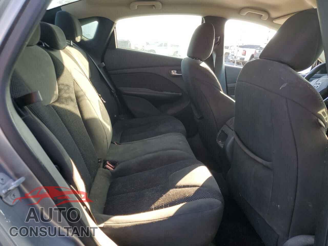 DODGE DART 2015 - 1C3CDFAA0FD392429