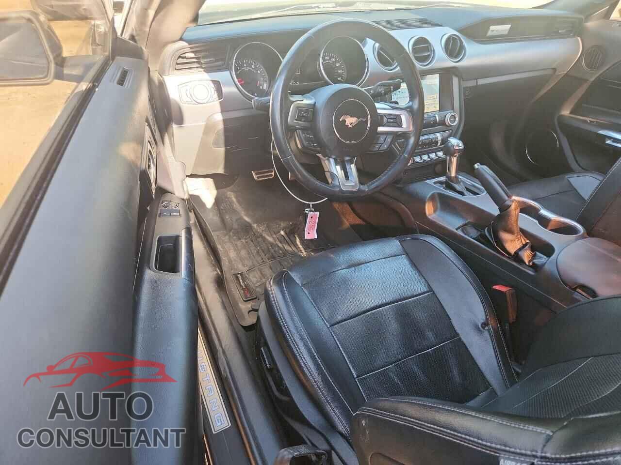 FORD MUSTANG 2019 - 1FA6P8CF7K5142913