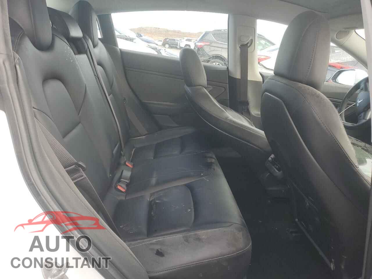 TESLA MODEL 3 2018 - 5YJ3E1EB7JF084237