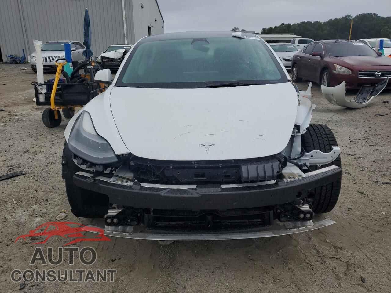 TESLA MODEL 3 2023 - 5YJ3E1EA0PF447803