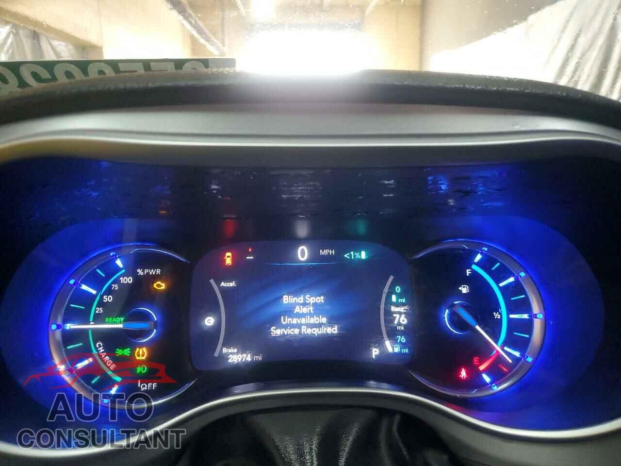 CHRYSLER PACIFICA 2023 - 2C4RC1L79PR501577