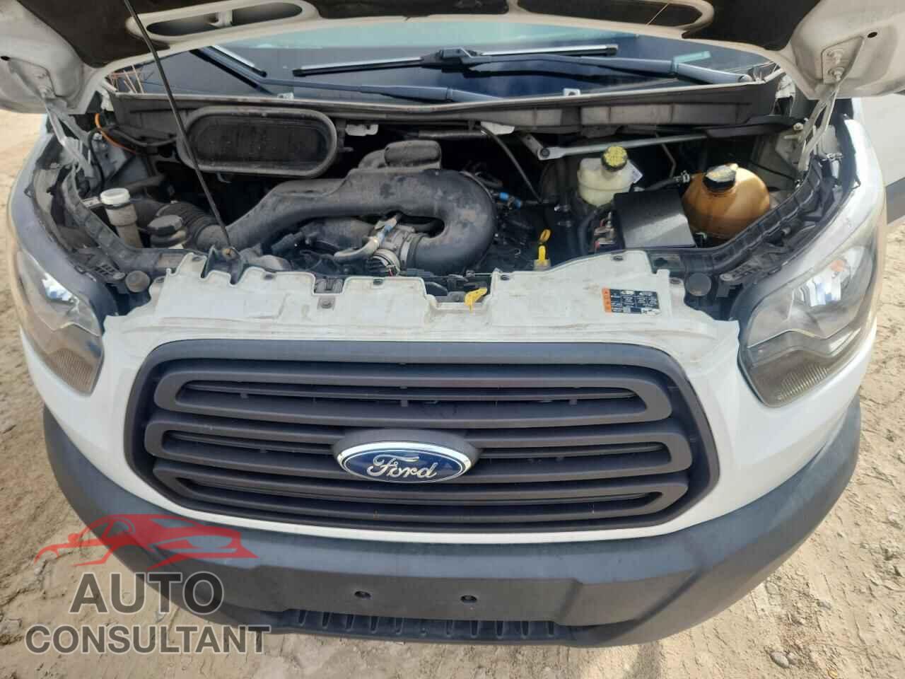 FORD TRANSIT 2018 - 1FTYR2CM1JKB54290