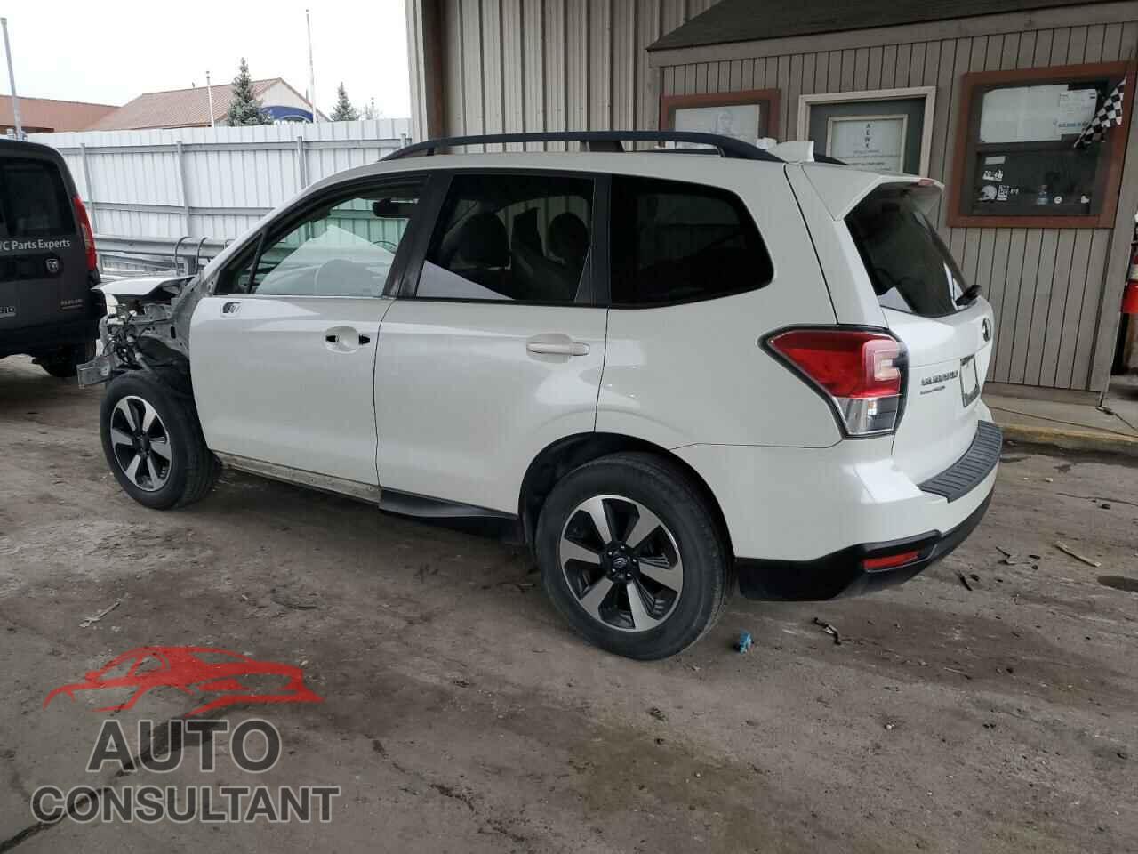 SUBARU FORESTER 2017 - JF2SJAEC9HH518301