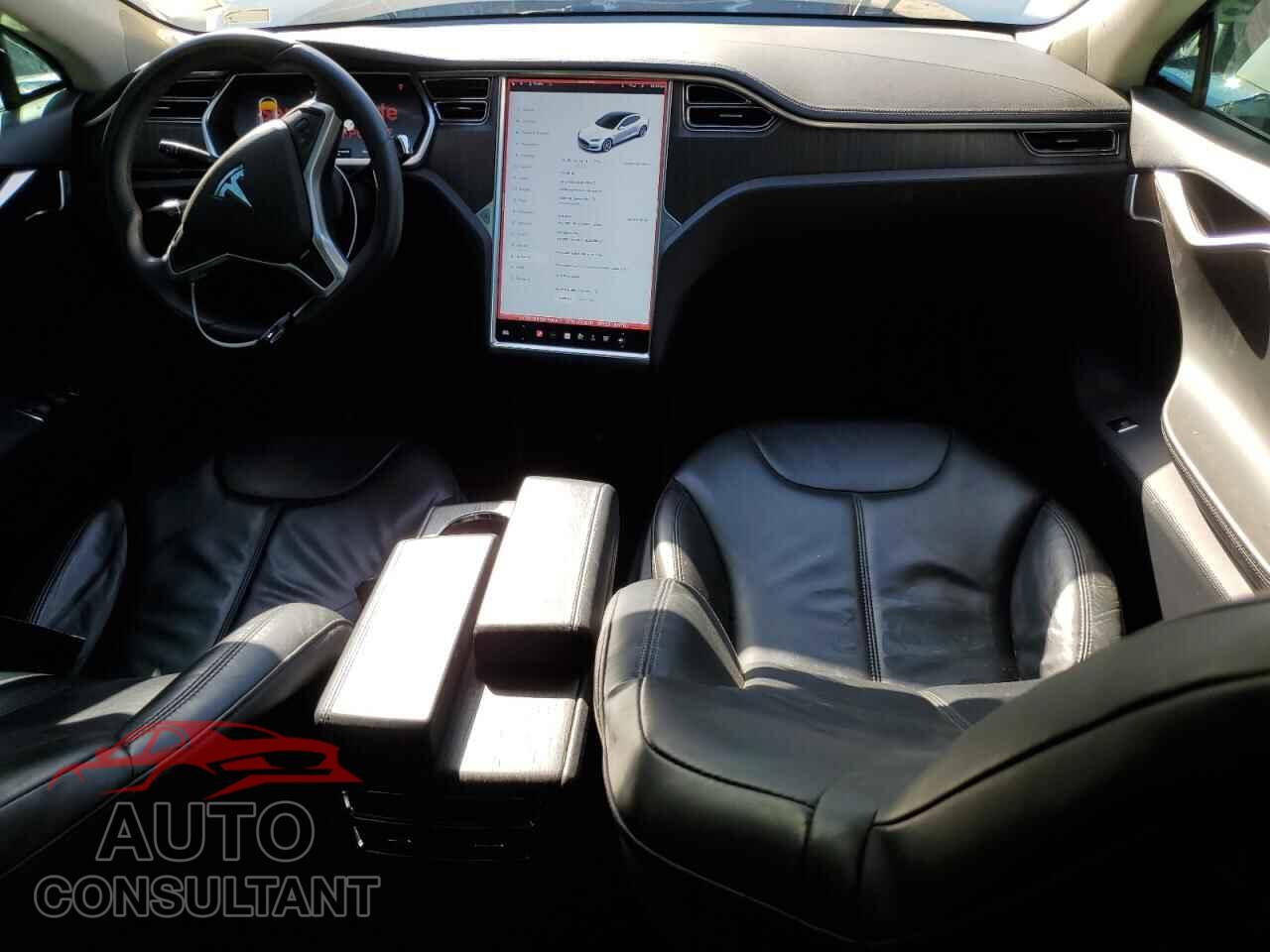 TESLA MODEL S 2013 - 5YJSA1AG2DFP06417