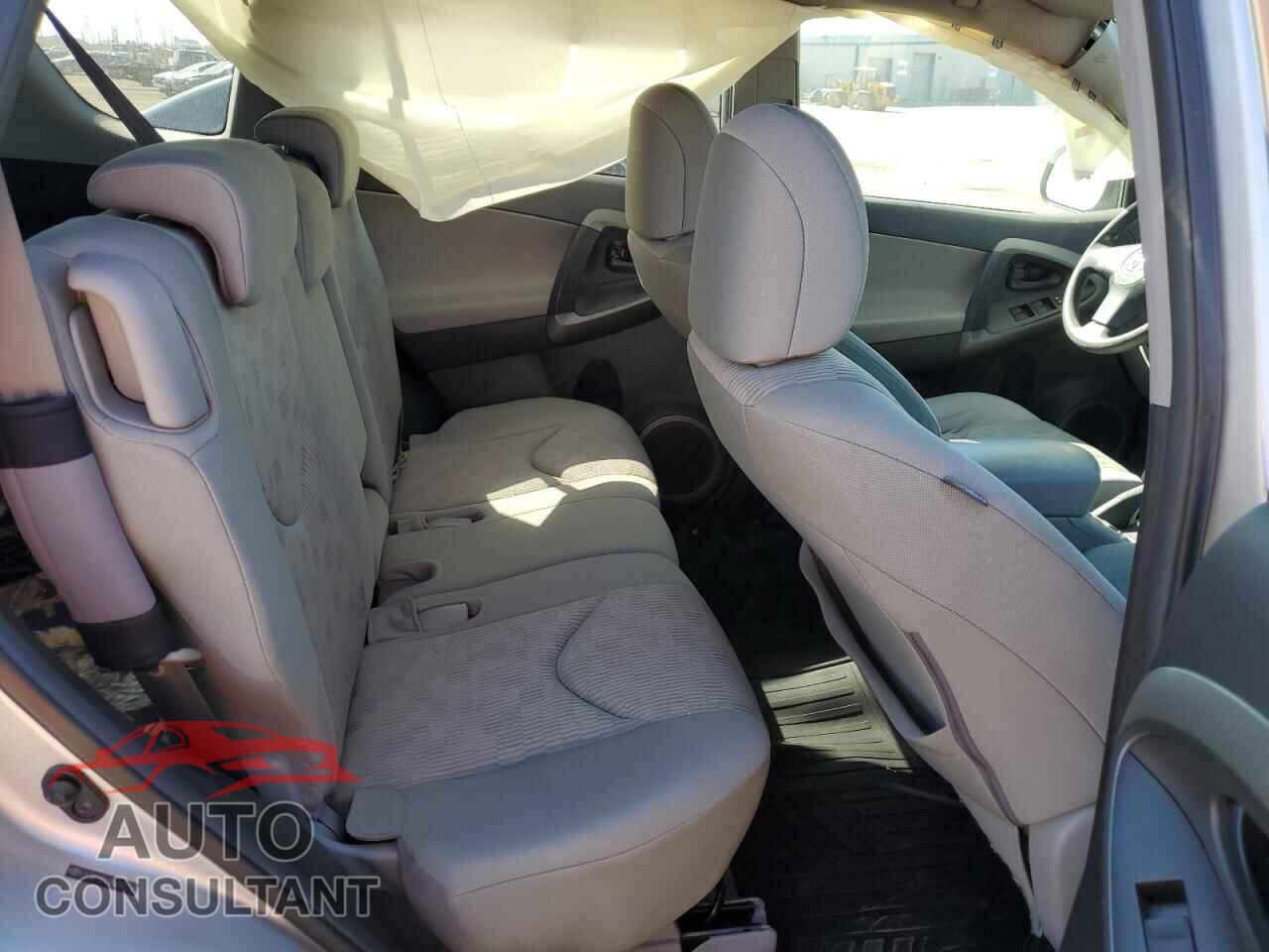 TOYOTA RAV4 2011 - 2T3BF4DV4BW082740