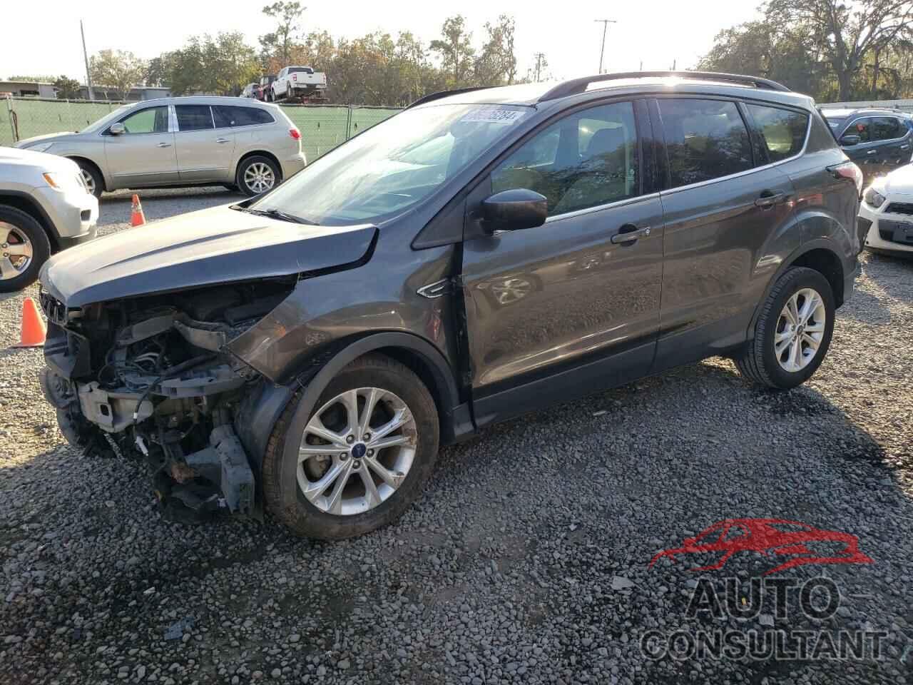 FORD ESCAPE 2017 - 1FMCU0GD3HUC84749