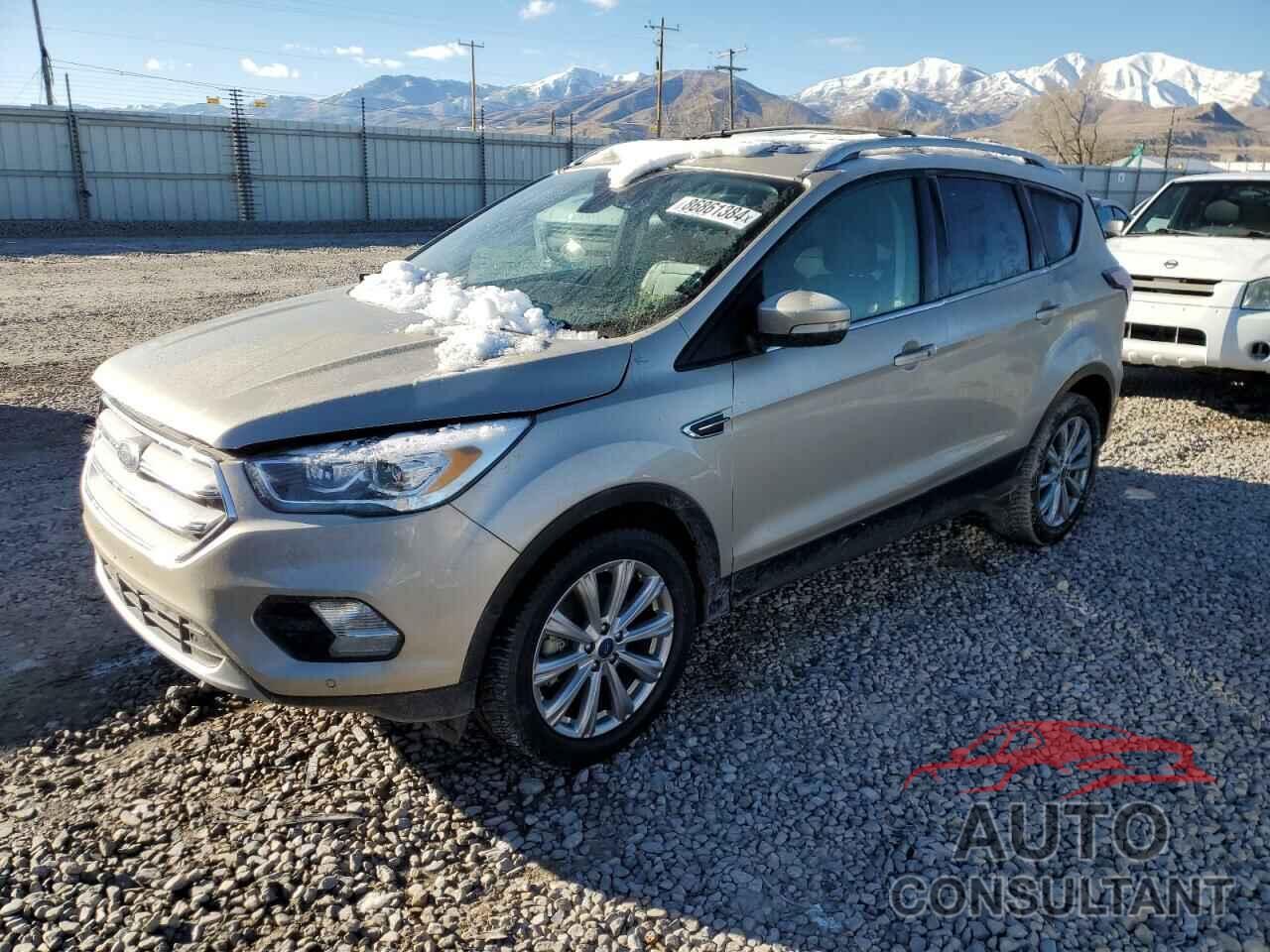 FORD ESCAPE 2018 - 1FMCU9J90JUC41131