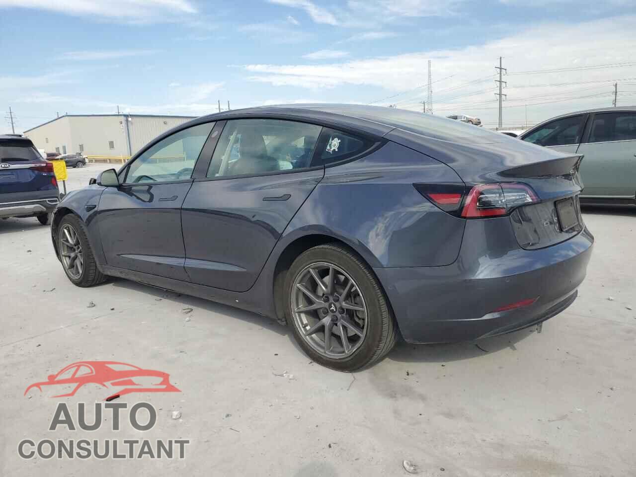 TESLA MODEL 3 2021 - 5YJ3E1EA4MF085602