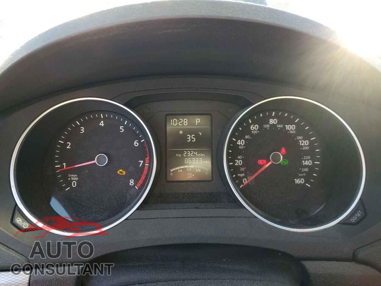 VOLKSWAGEN JETTA 2017 - 3VW2B7AJXHM359980