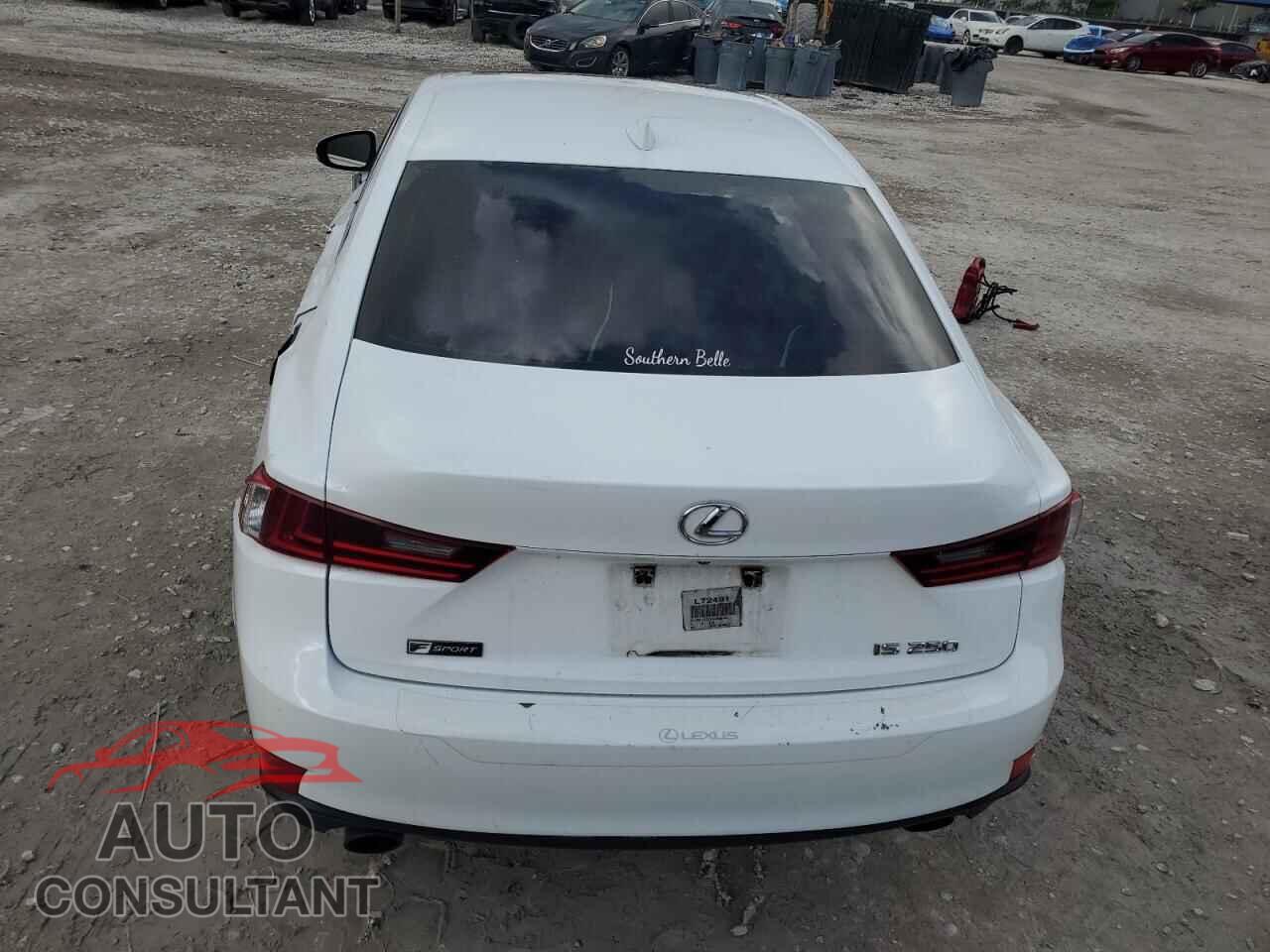 LEXUS IS 2015 - JTHBF1D27F5068346