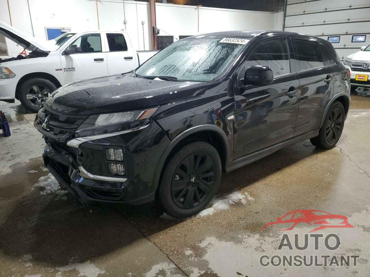 MITSUBISHI OUTLANDER 2023 - JA4ARUAU7PU005406
