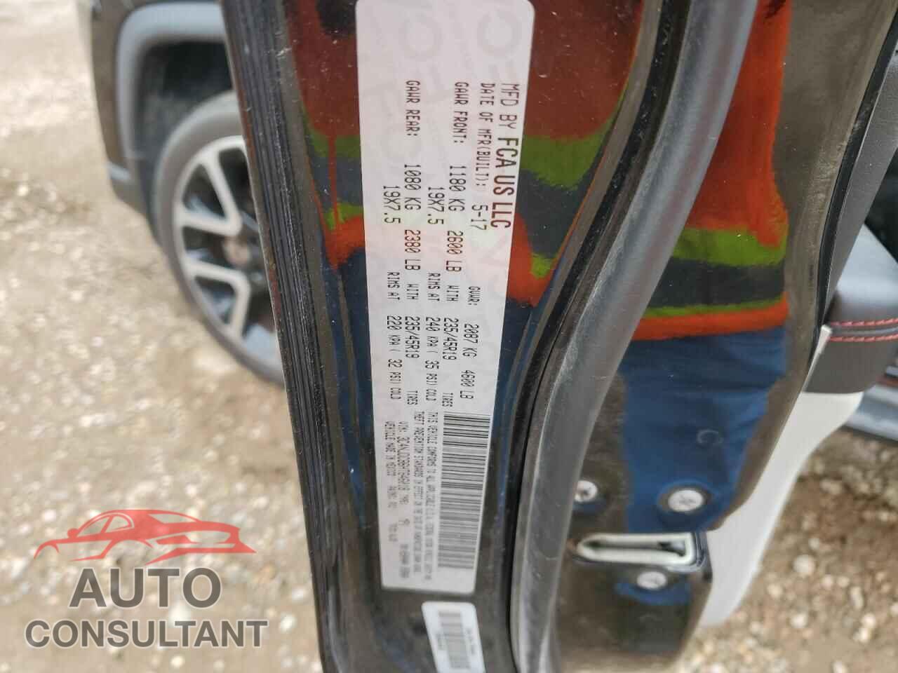 JEEP COMPASS 2017 - 3C4NJDCB6HT646018