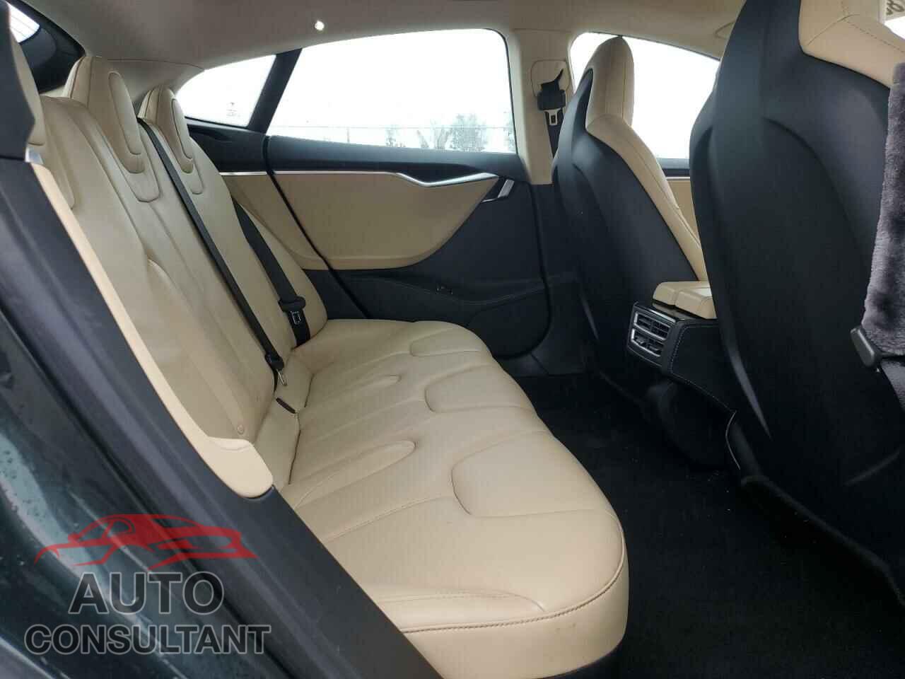 TESLA MODEL S 2013 - 5YJSA1DN6DFP21044