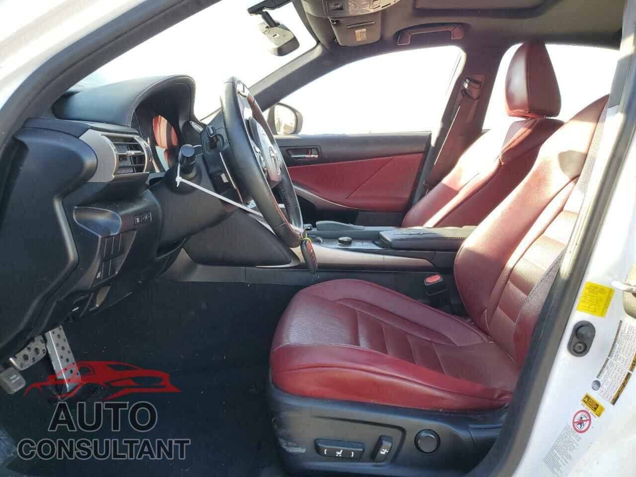 LEXUS IS 2016 - JTHBA1D26G5019932