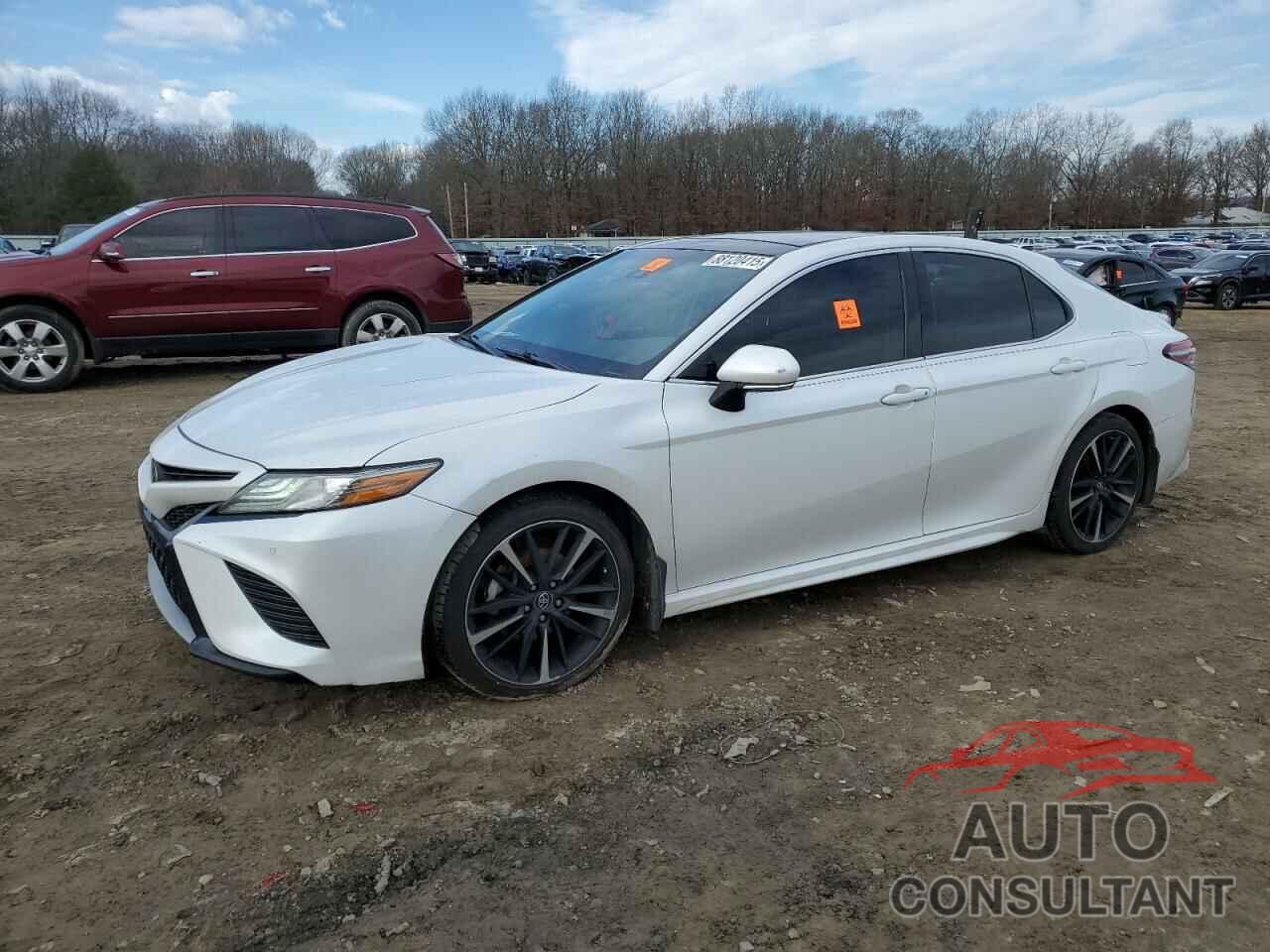 TOYOTA CAMRY 2018 - 4T1B61HK1JU063391