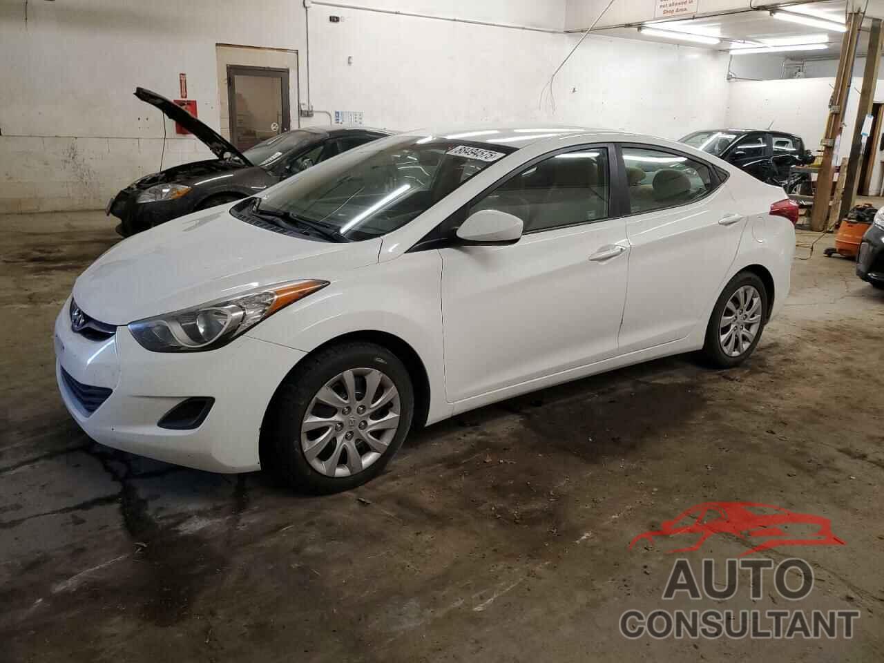 HYUNDAI ELANTRA 2011 - 5NPDH4AE4BH032080