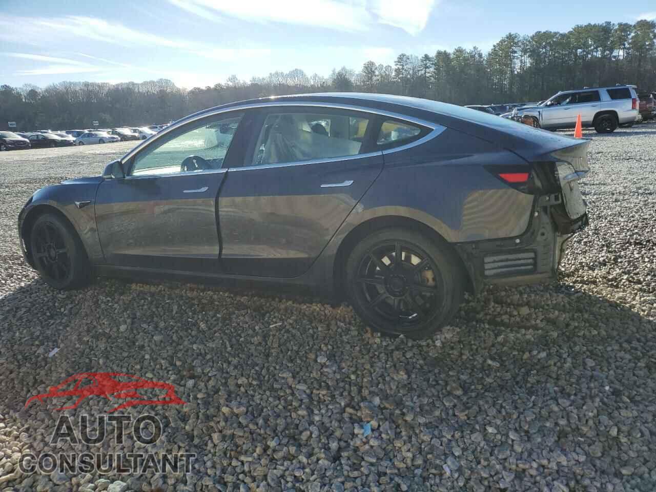 TESLA MODEL 3 2018 - 5YJ3E1EB2JF104023