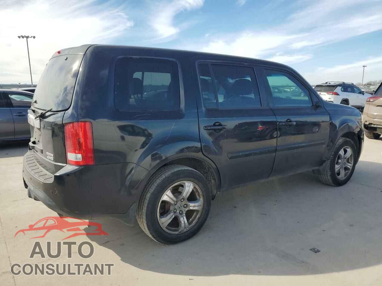 HONDA PILOT 2013 - 5FNYF3H41DB044378