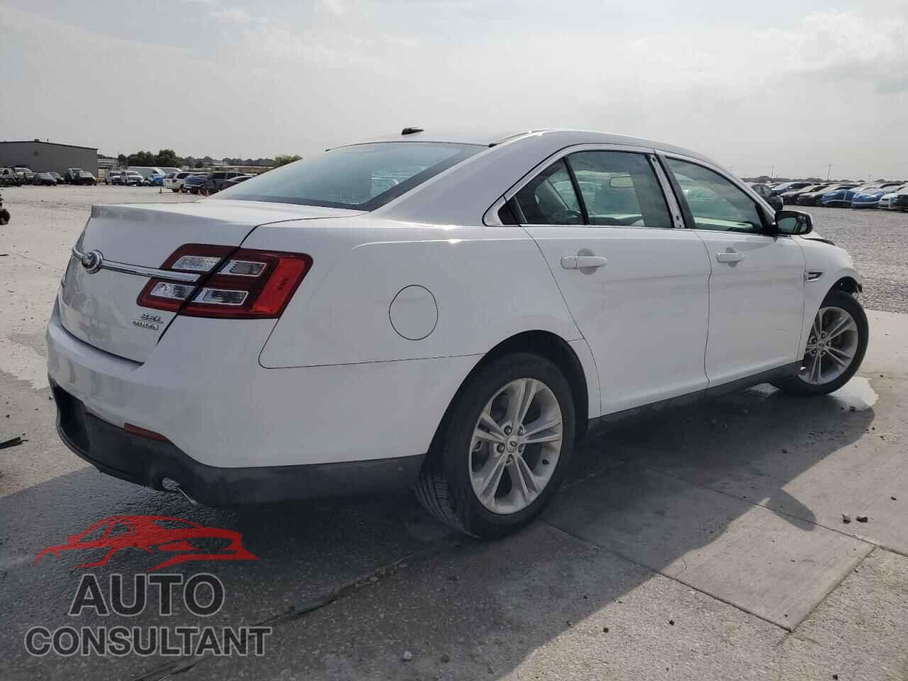 FORD TAURUS 2014 - 1FAHP2E82EG174228